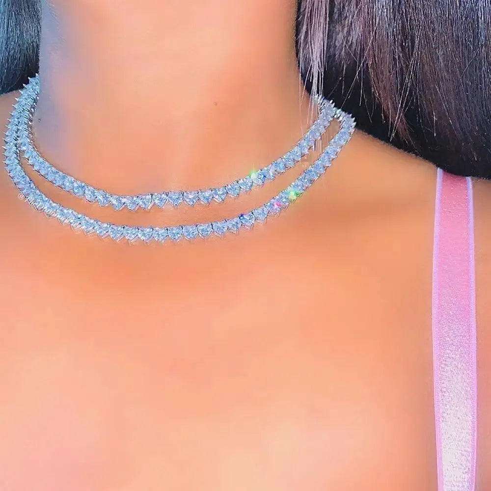 Genevi Elegant Statement Necklace – Luxury Design for Every Occasion