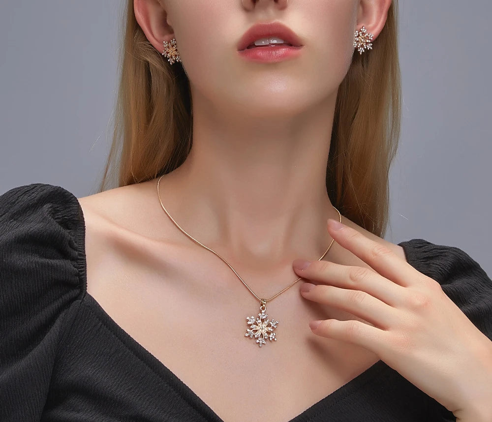 Luxury Double Hollow Heart Crystal Necklace – Elegant Wedding Jewelry for Women